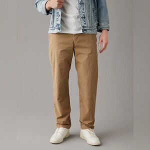 AMERICAN EAGLE RELAXED STRAIGHT KHAKI PANTS